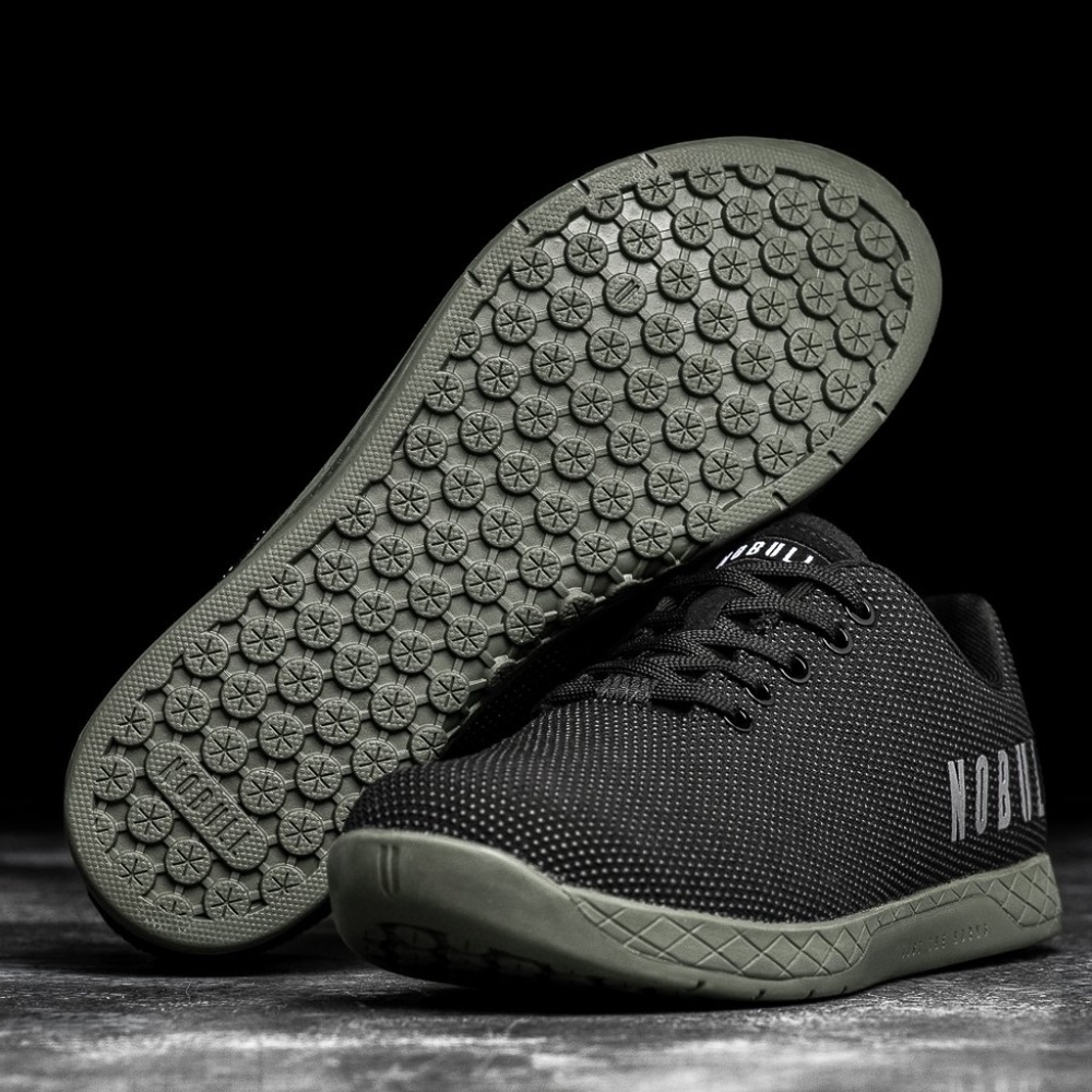 Black ivy nobull trainers sz 10